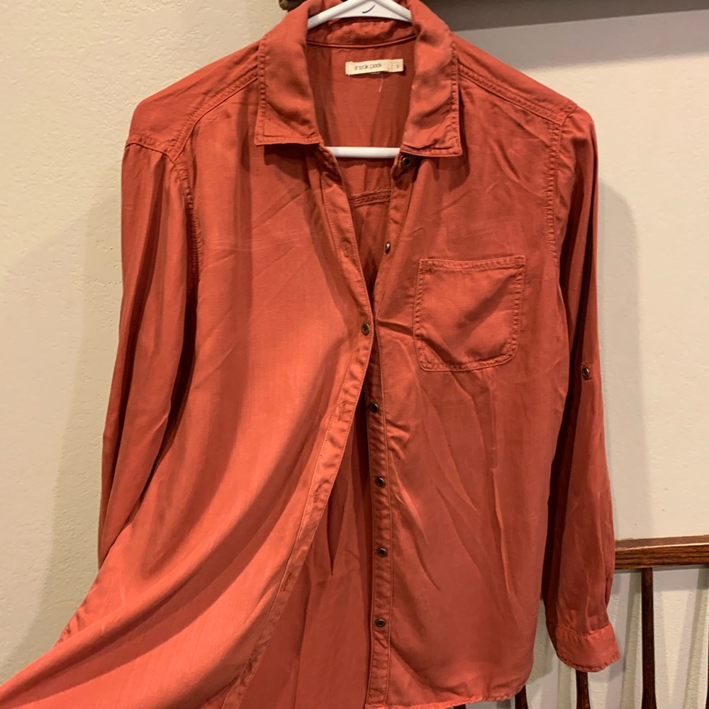 Sneak Peek | solid button down shirt